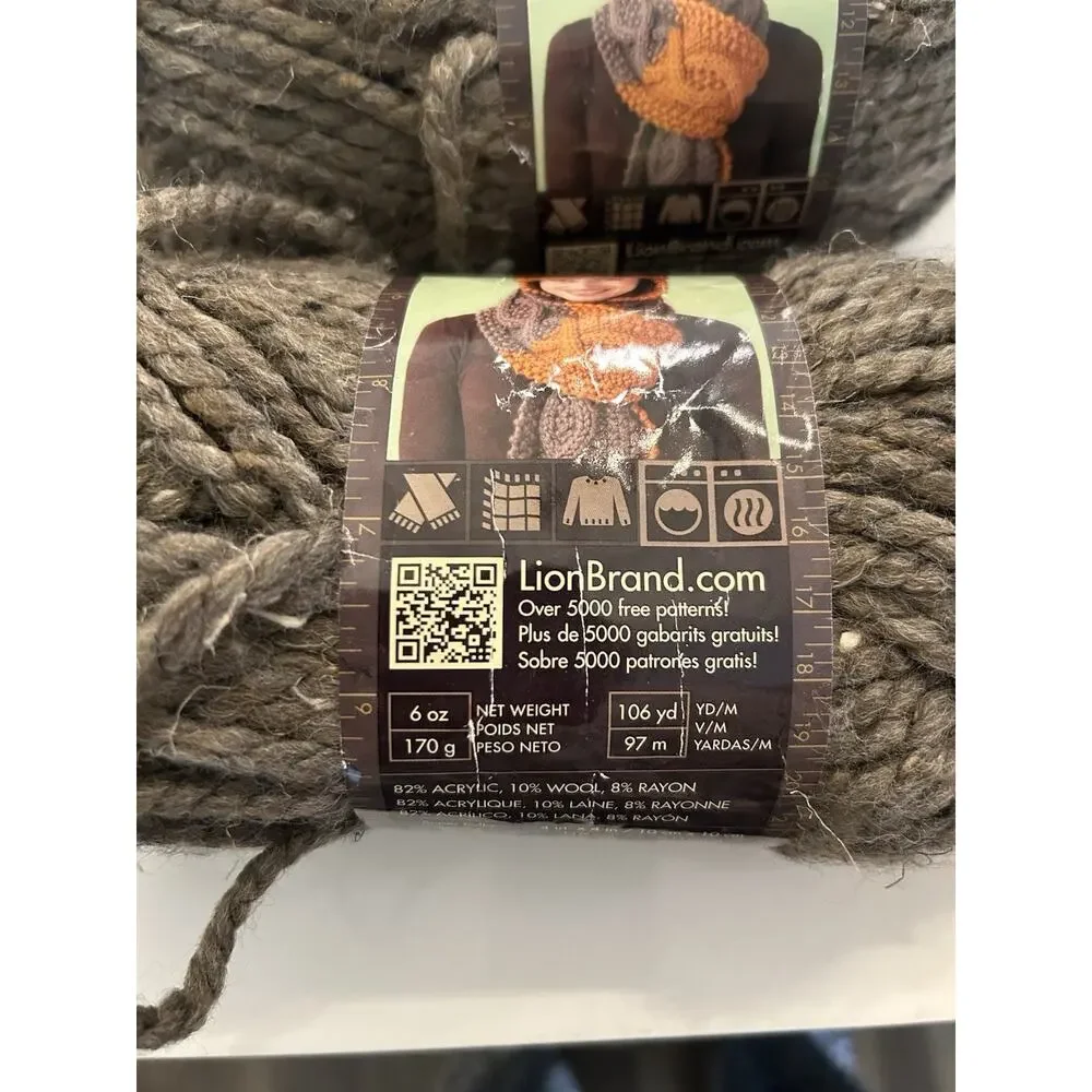 Vtg Lot of 8 Skeins Lion Brand Wool Ease Thick Quick Yarn 124 Barley Orge Cebada